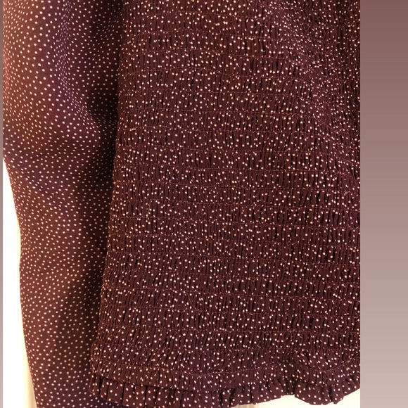 Puff-Sleeve Blouse - Picture 7 of 7